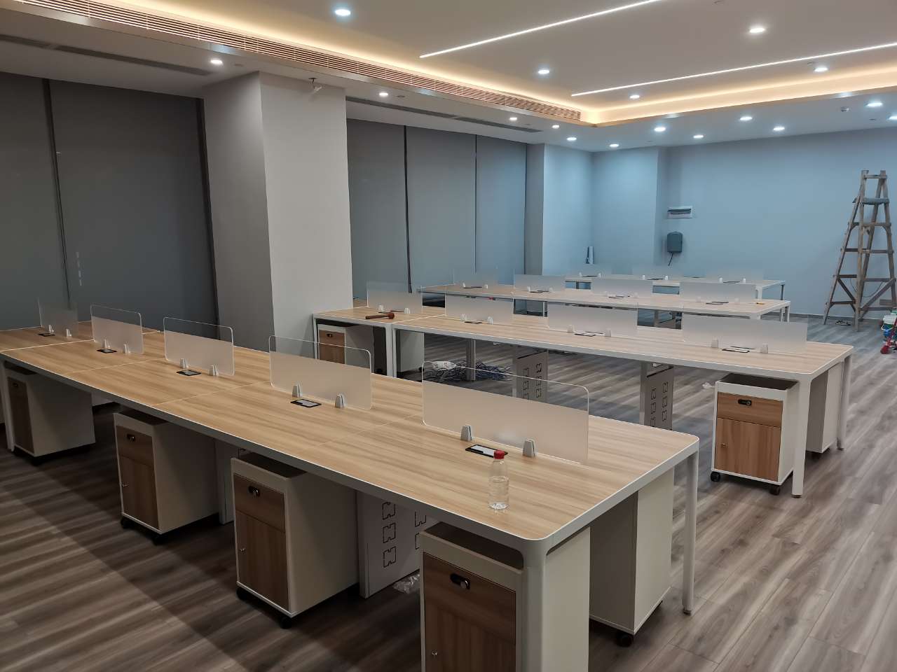 為什么說辦公家具的布局能夠影響員工們的辦事效率？